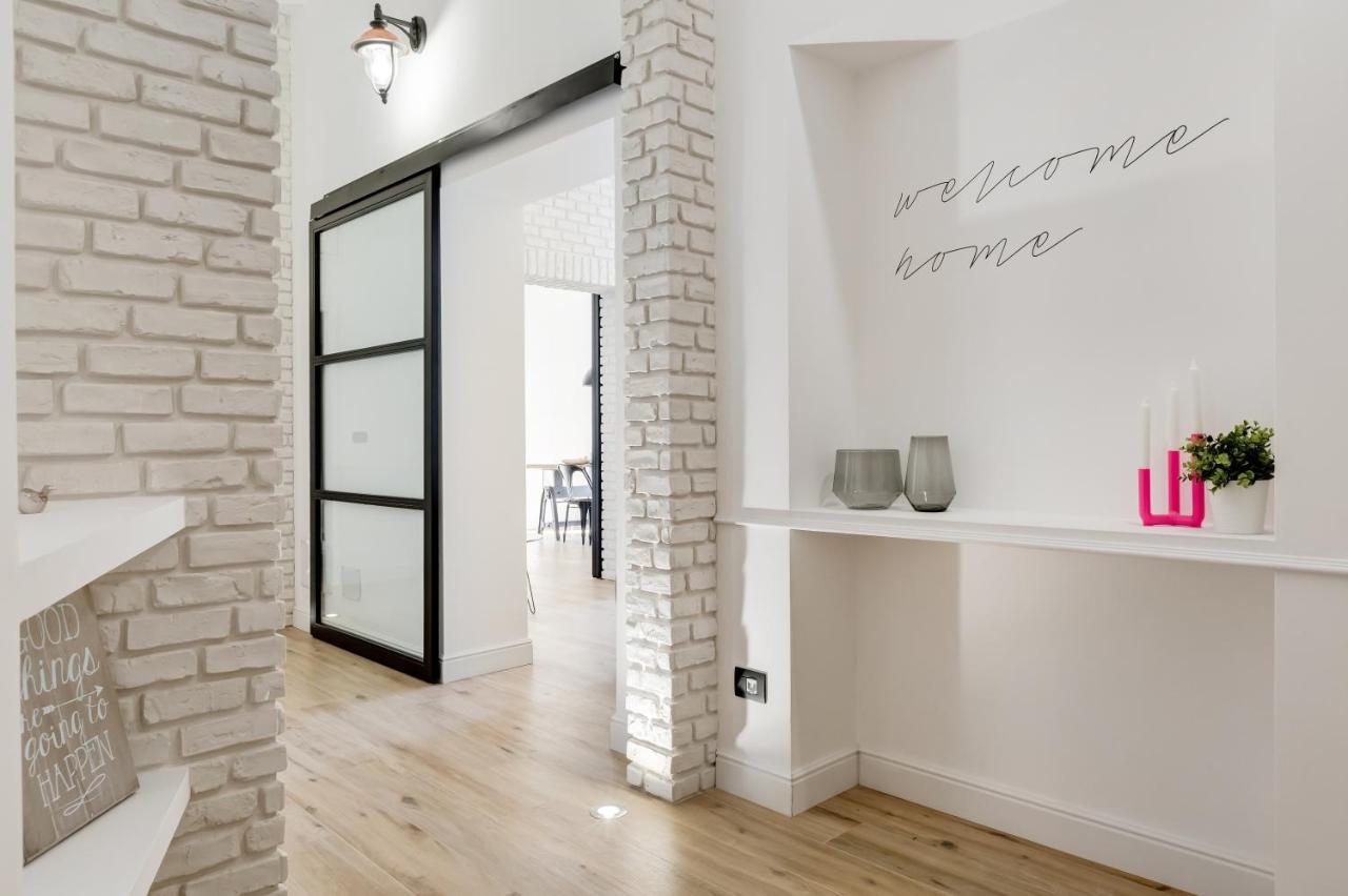 Bmga L Glam Industrial 3-Bed Apartment In Termini روما المظهر الخارجي الصورة