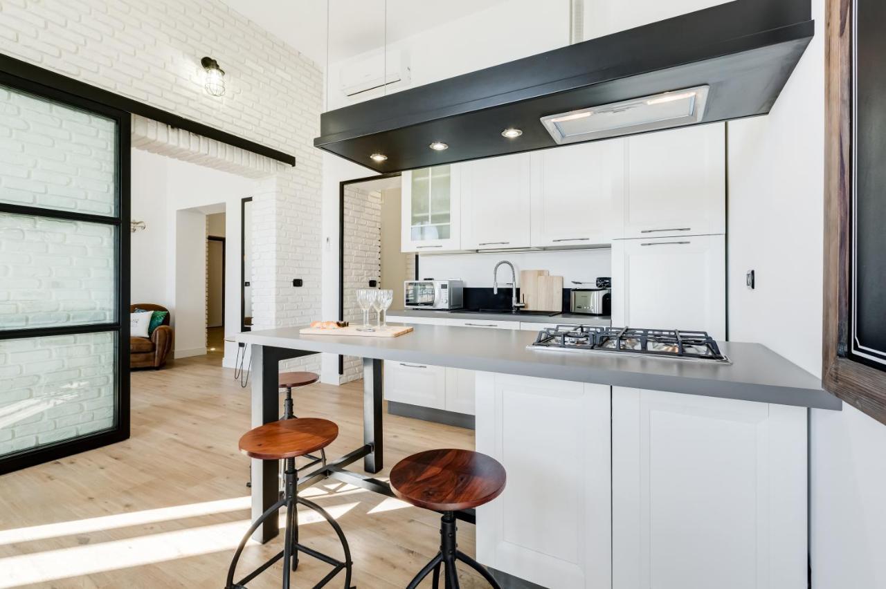 Bmga L Glam Industrial 3-Bed Apartment In Termini روما المظهر الخارجي الصورة