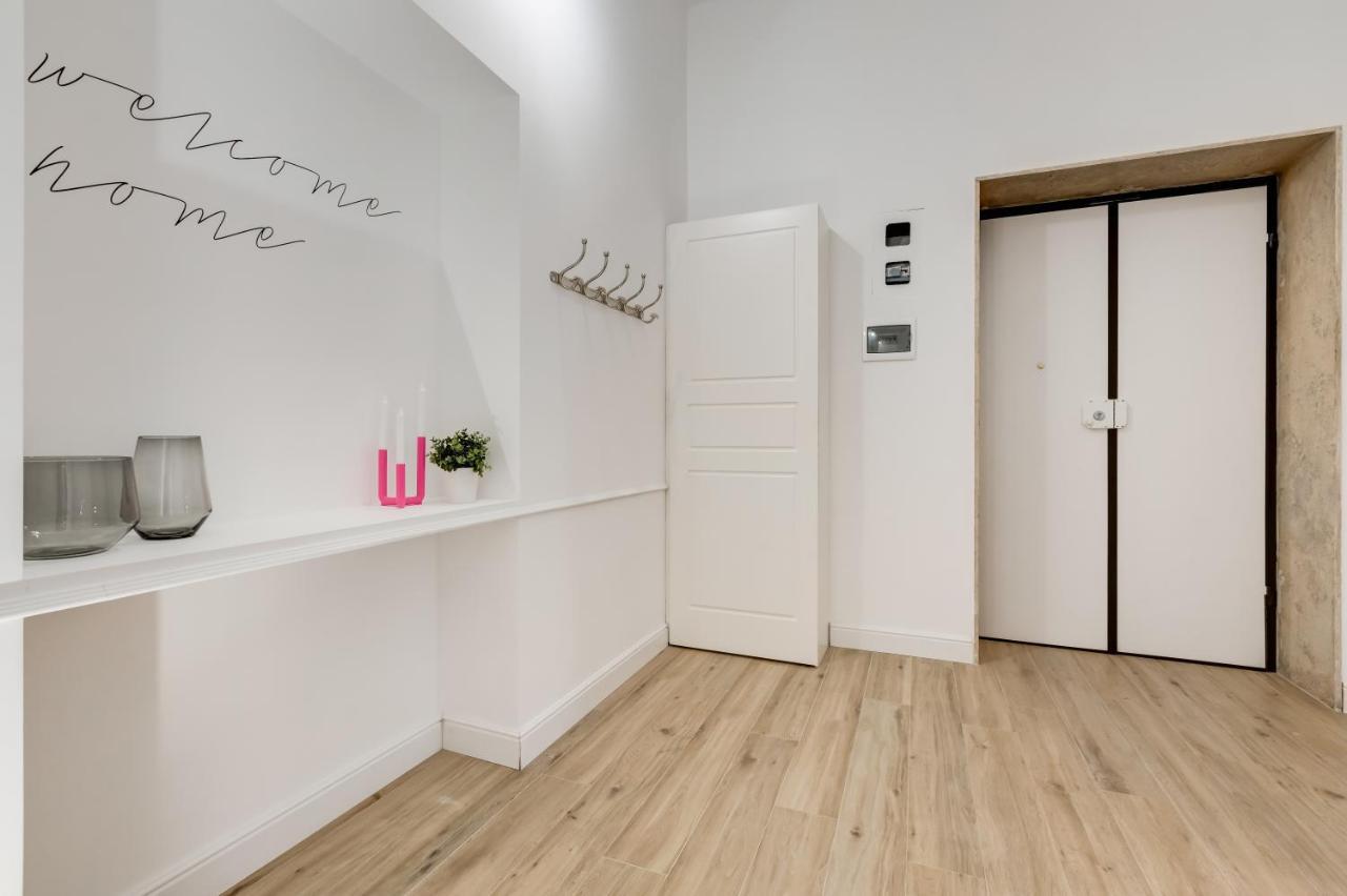 Bmga L Glam Industrial 3-Bed Apartment In Termini روما المظهر الخارجي الصورة