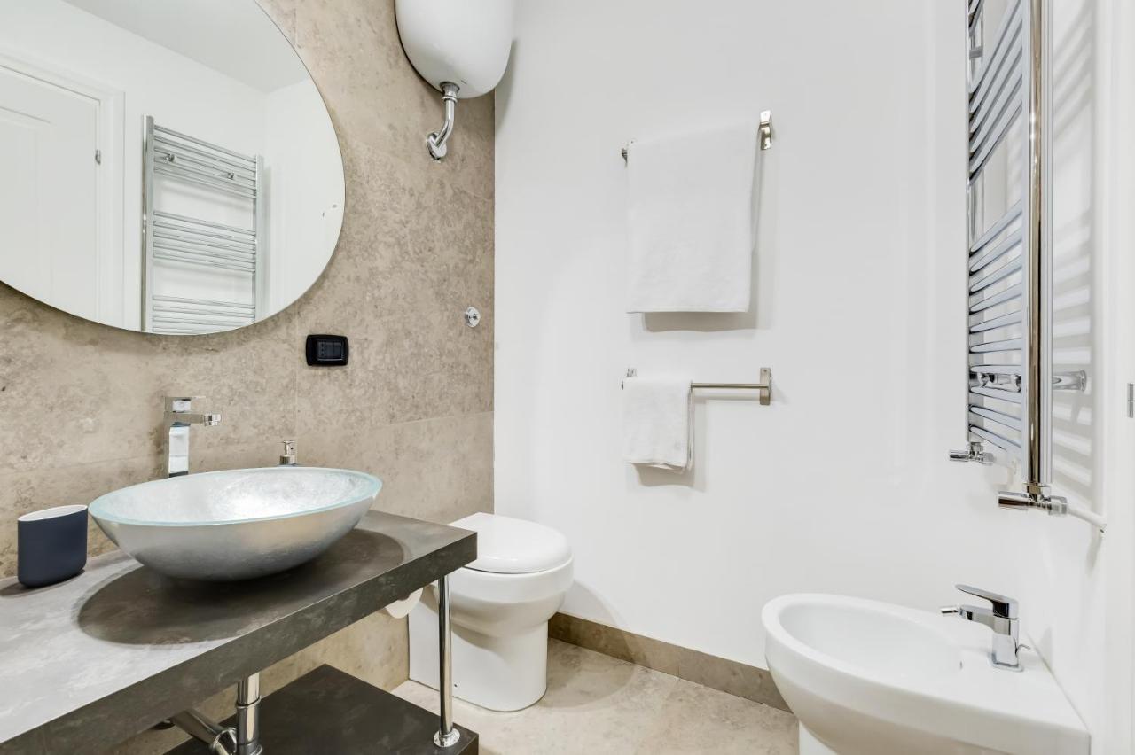 Bmga L Glam Industrial 3-Bed Apartment In Termini روما المظهر الخارجي الصورة