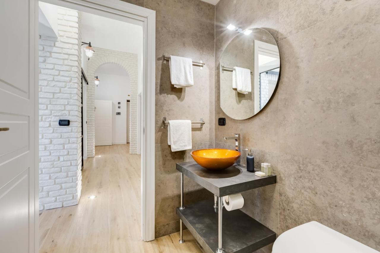 Bmga L Glam Industrial 3-Bed Apartment In Termini روما المظهر الخارجي الصورة